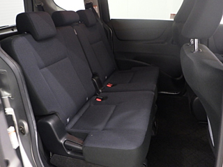 TOYOTA SIENTA 2016