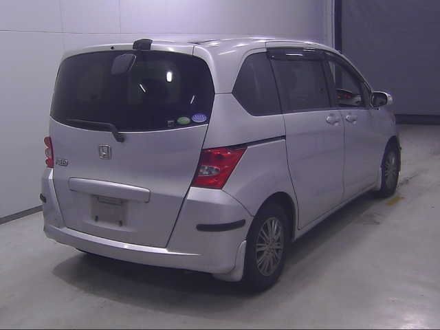 HONDA FREED 2008