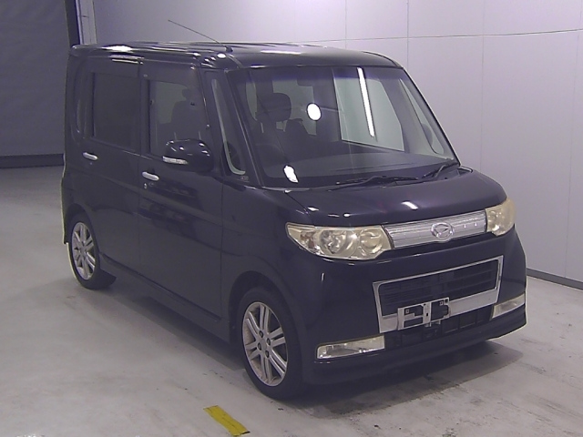 DAIHATSU TANTO 2009