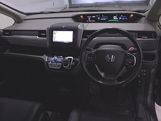 HONDA FREED 2022