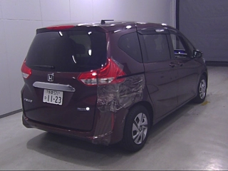 HONDA FREED 2024