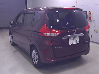 HONDA FREED 2024