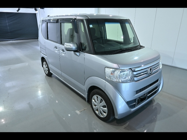 HONDA N BOX 2017