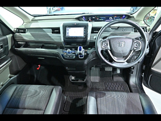 HONDA FREED 2018