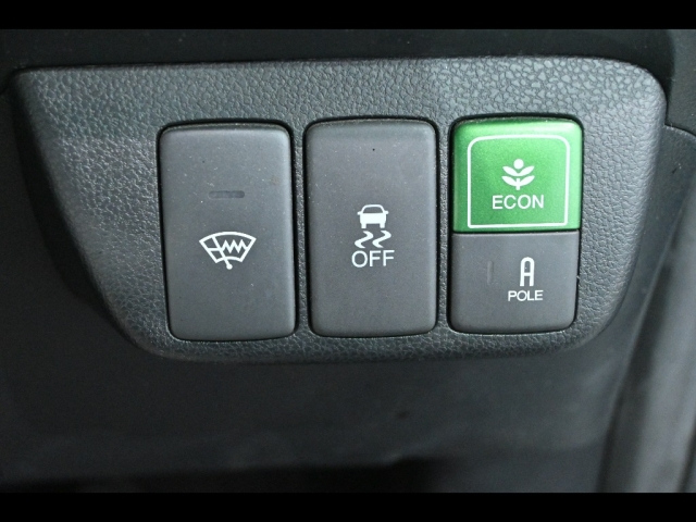 HONDA FIT SHUTTLE 2013
