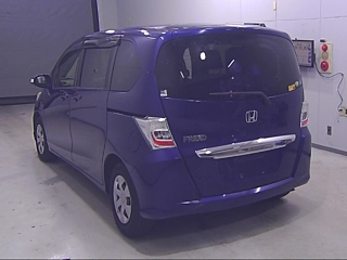 HONDA FREED 2012