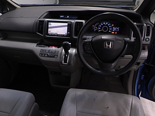 HONDA STEP WAGON 2010