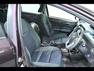 TOYOTA AQUA 2015
