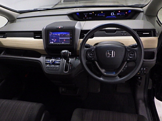 HONDA FREED 2018