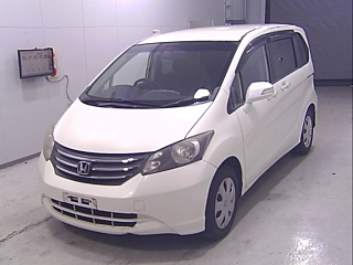 HONDA FREED 2011