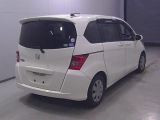 HONDA FREED 2011