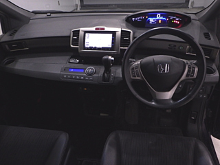 HONDA FREED 2014