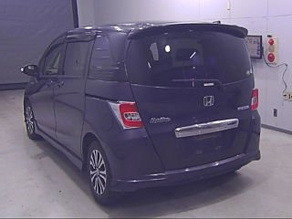 HONDA FREED 2014