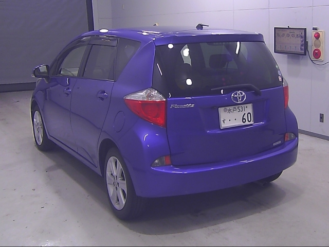 TOYOTA RACTIS 2012