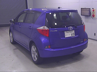TOYOTA RACTIS 2012
