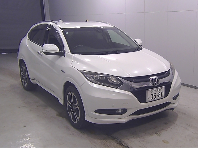 HONDA VEZEL 2015