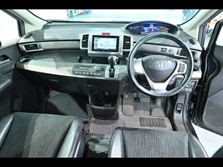HONDA FREED 2011