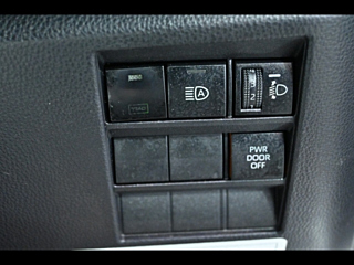 TOYOTA NOAH 2022