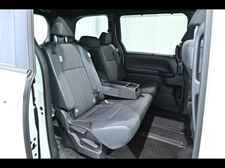 TOYOTA NOAH 2022