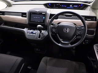 HONDA FREED 2020