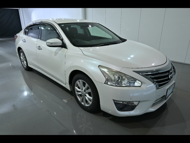 NISSAN TEANA 2017
