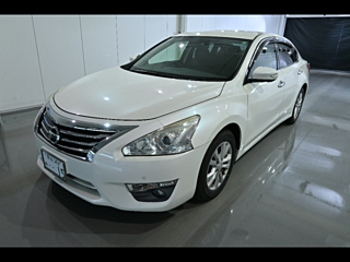 NISSAN TEANA 2017