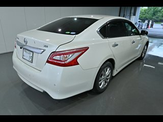 NISSAN TEANA 2017