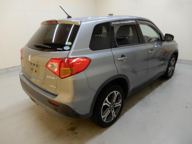 SUZUKI ESCUDO 2016
