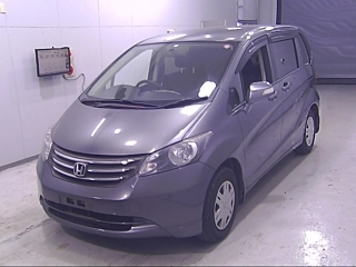 HONDA FREED 2010