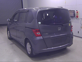 HONDA FREED 2010