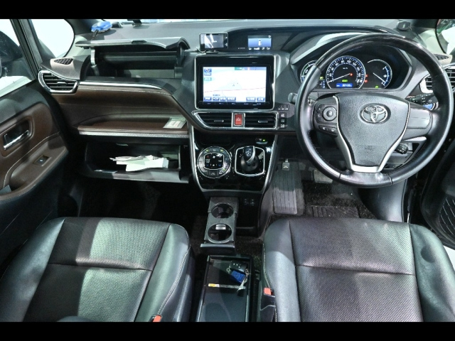 TOYOTA ESQUIRE 2015