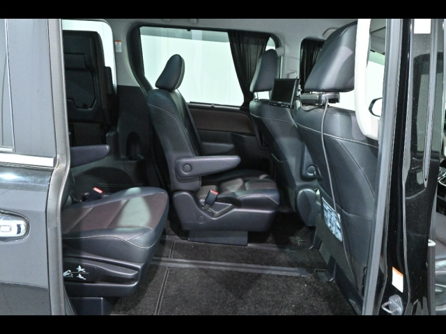 TOYOTA ESQUIRE 2015