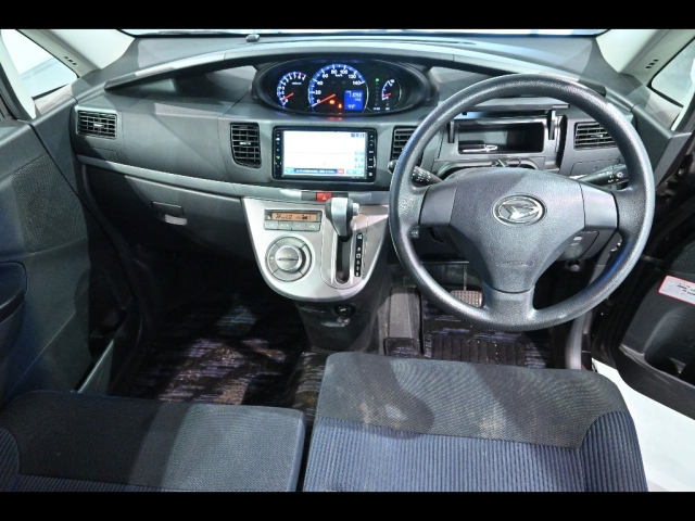 DAIHATSU MOVE 2010