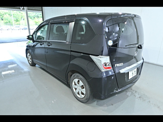HONDA FREED 2012