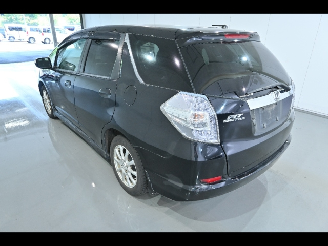 HONDA FIT SHUTTLE 2011