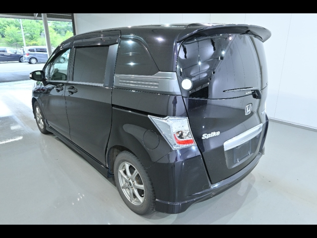 HONDA FREED 2012