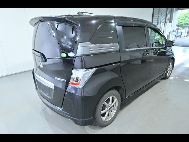 HONDA FREED 2012