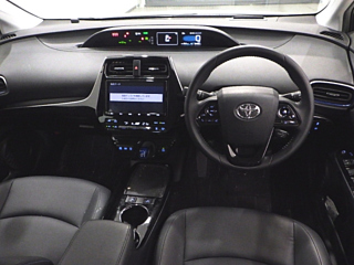 TOYOTA PRIUS 2020