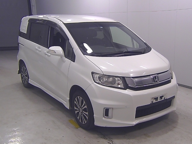 HONDA FREED 2014
