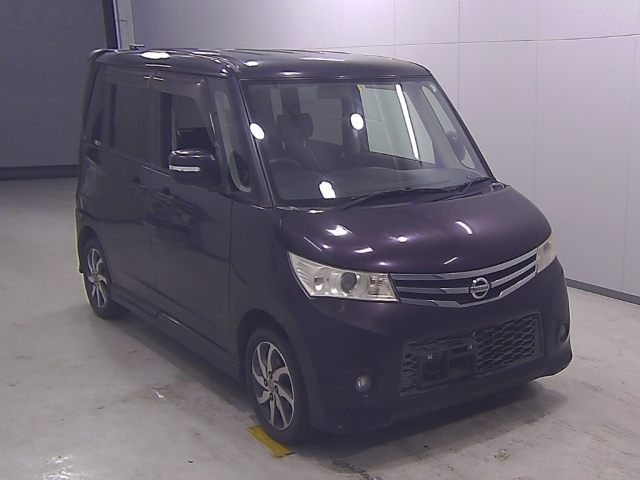 NISSAN ROOX 2010
