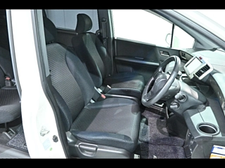 HONDA FREED 2011