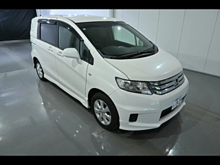 HONDA FREED 2011