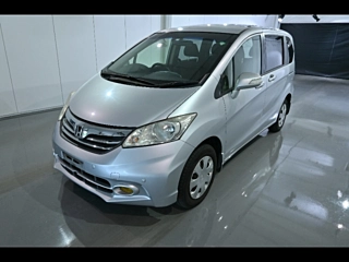 HONDA FREED 2012