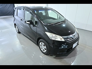 HONDA FREED 2013