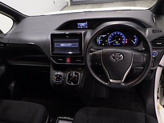 TOYOTA VOXY 2014
