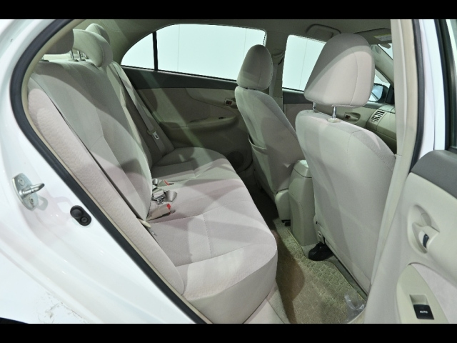 TOYOTA COROLLA AXIO 2010