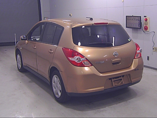 NISSAN TIIDA 2008
