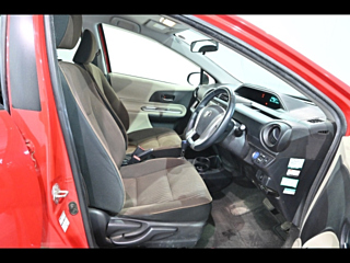 TOYOTA AQUA 2012