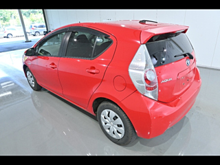 TOYOTA AQUA 2012