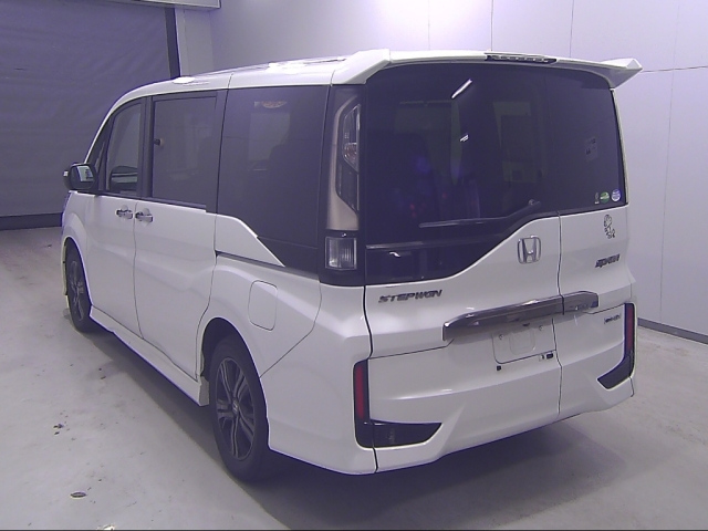 HONDA STEP WAGON 2020